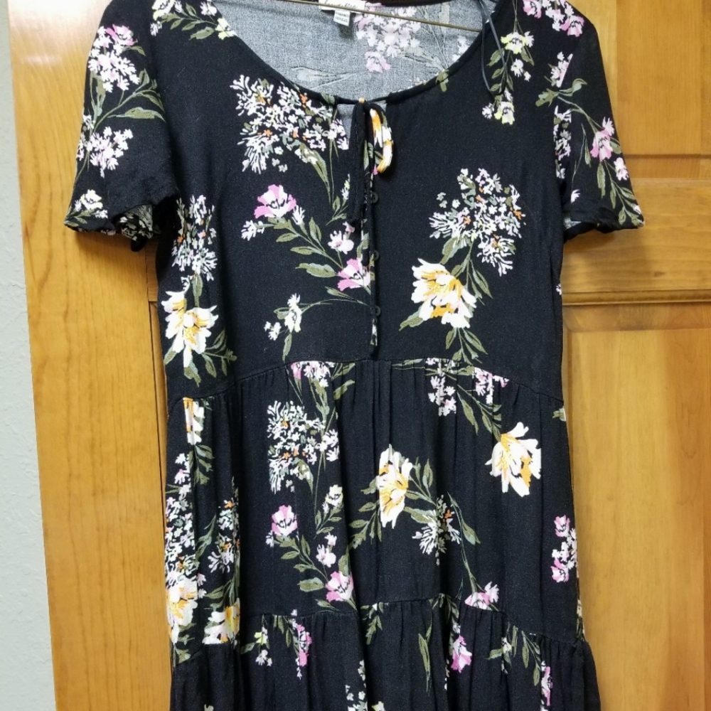Black floral pattern mini dress